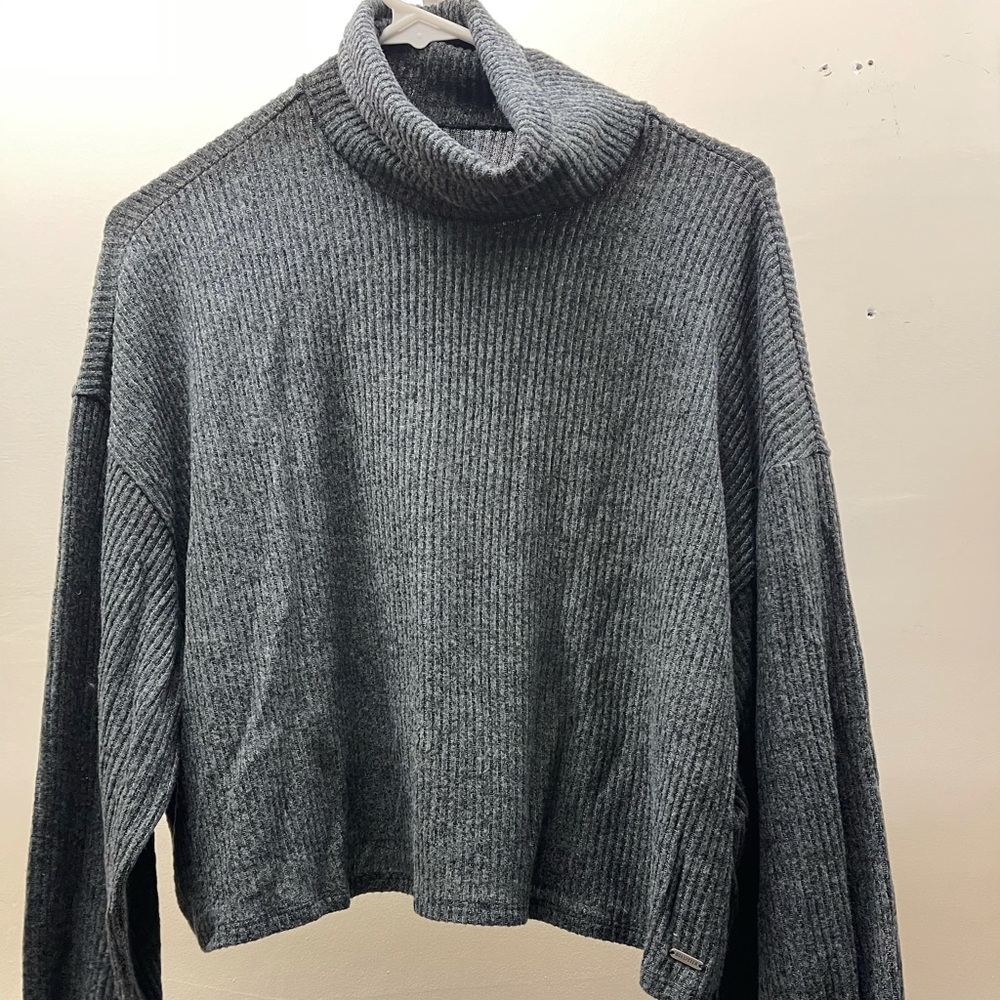 Hollister Crop Turtleneck Sweater